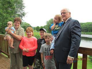 MP Tilly O'Neill Gordon with Mayor Bev Gaston and local children.